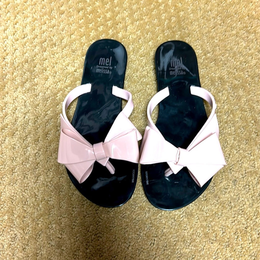 NIB Mel by Melissa Harmonic Bow III. Black/Pink Size 2.